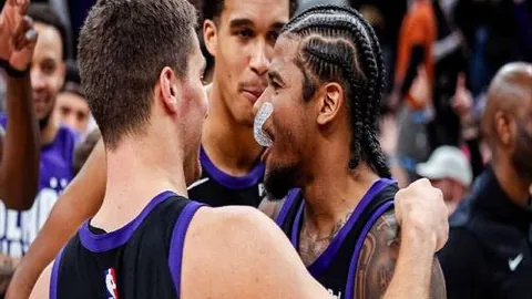 郑怡静先发制人9-4领先，德国华裔球员惊天大逆转